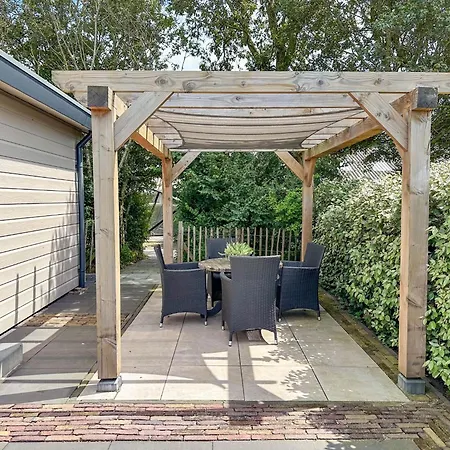 De Zwaluw *